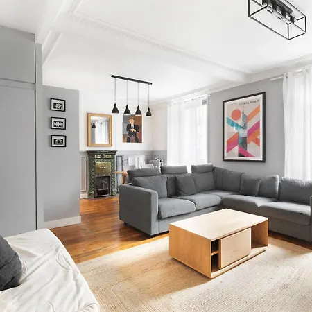 Apartment T2 Spacieux A 19e - Parc De La Paris