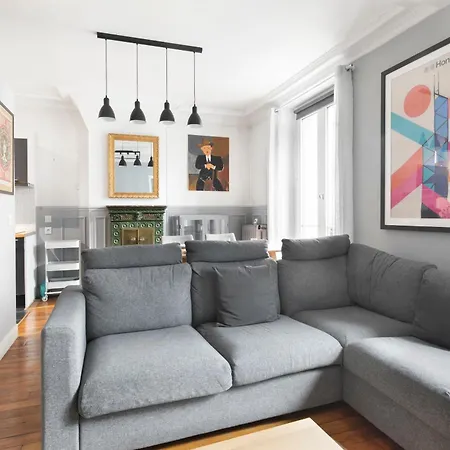 Apartment T2 Spacieux A 19e - Parc De La